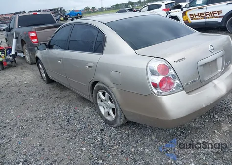 2005 Nissan Altima 2.5 S из США, поврежденный, VIN 1N4AL11D45C376411